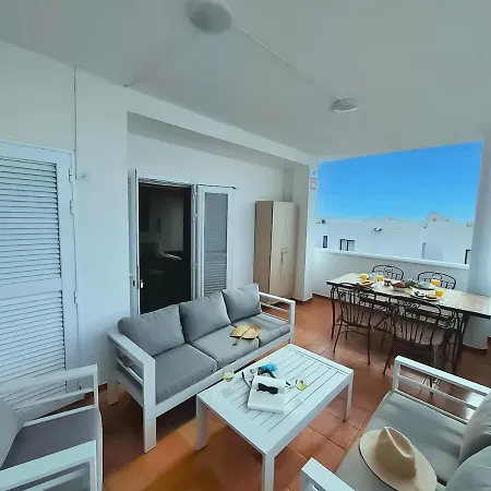 Comfort - 5 Minutes Walking To Marina Rubicon